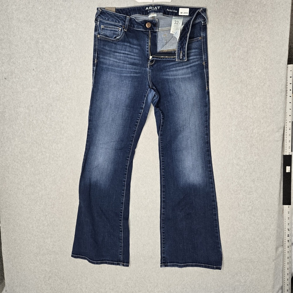 Ariat Women Jeans 32R Blue Denim Flared Perfect Rise Flare 31" Inseam